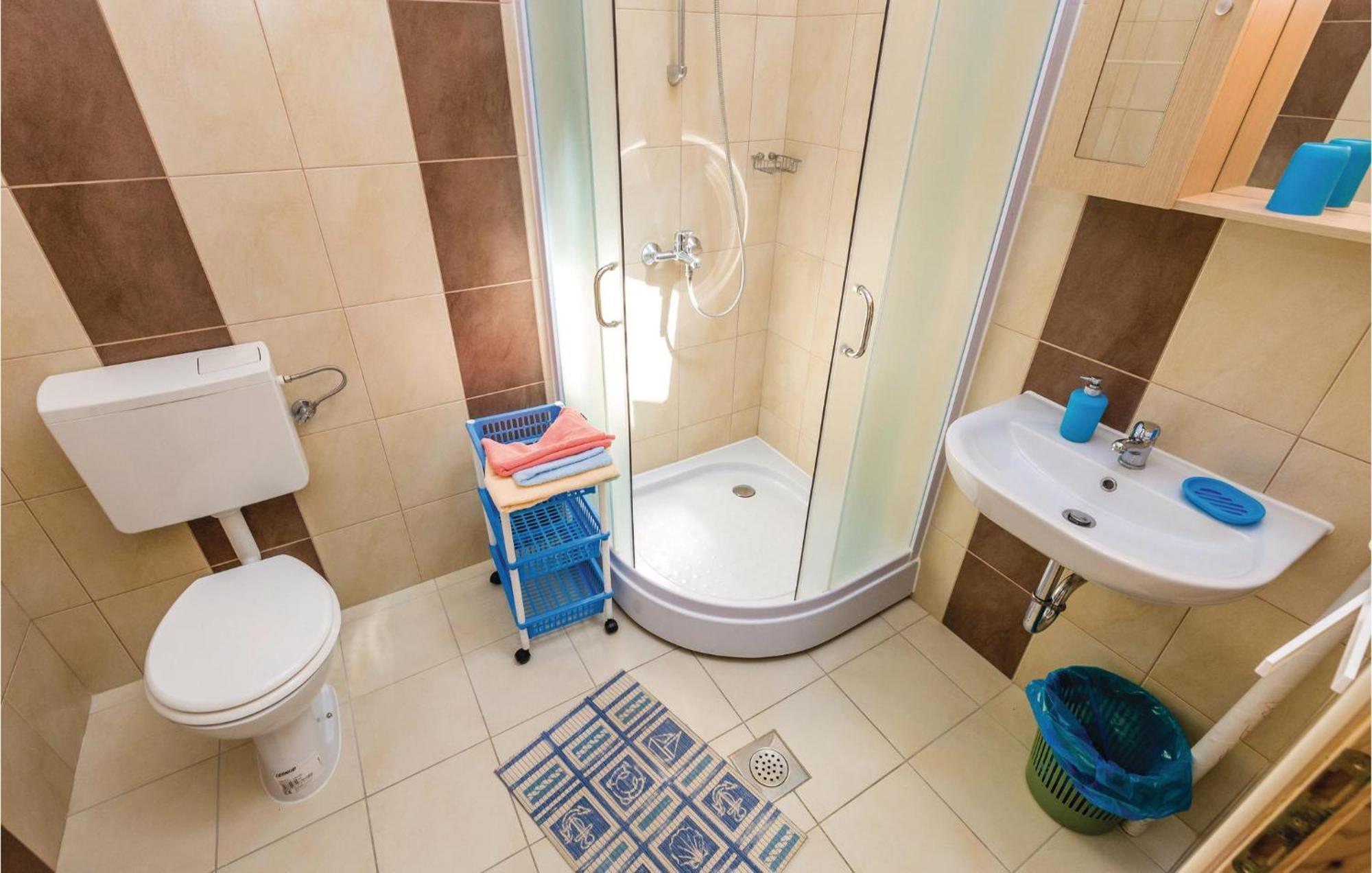 Nice Apartment In Rab With Kitchen Barbat na Rabu Dış mekan fotoğraf
