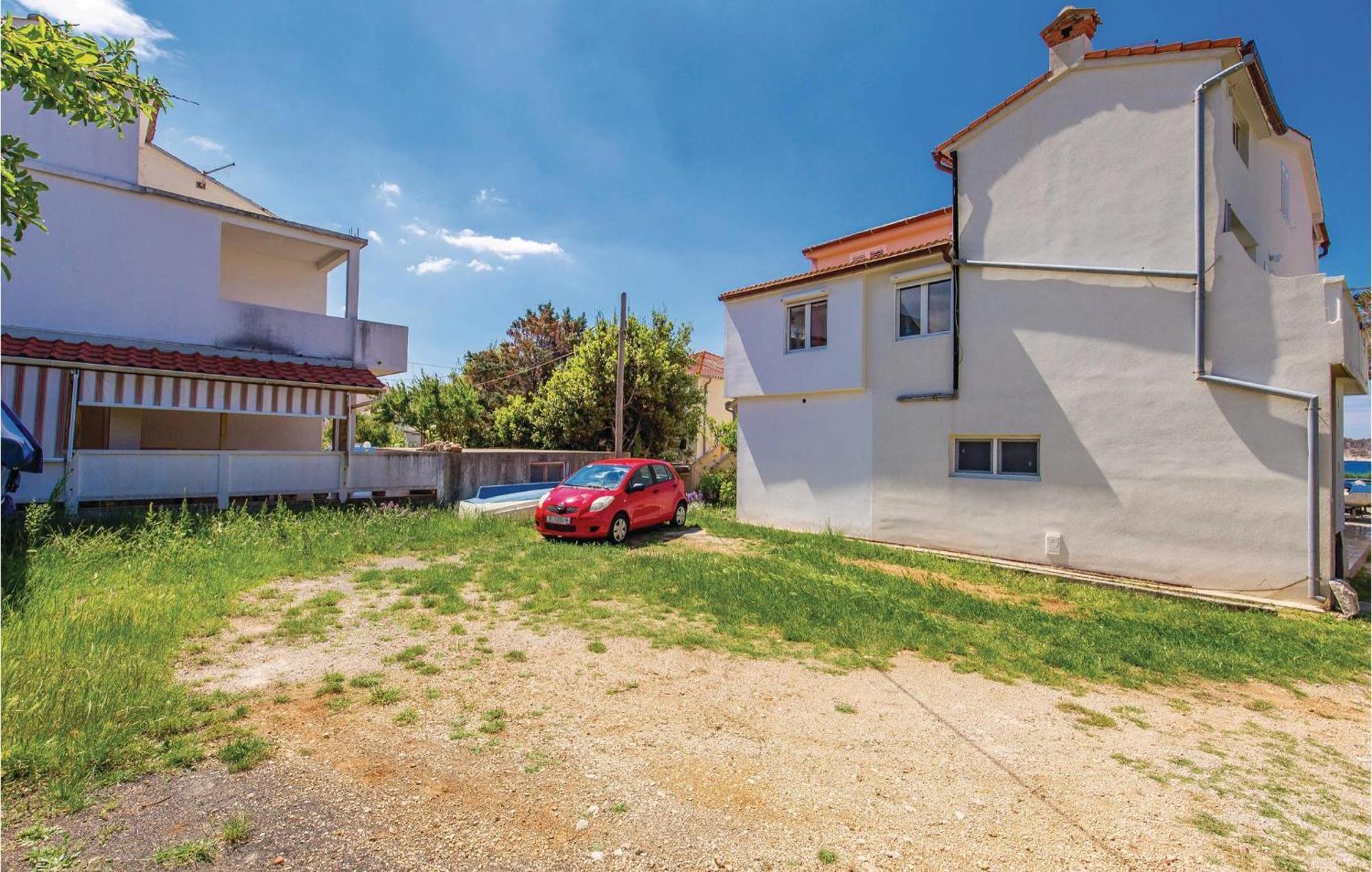 Nice Apartment In Rab With Kitchen Barbat na Rabu Dış mekan fotoğraf